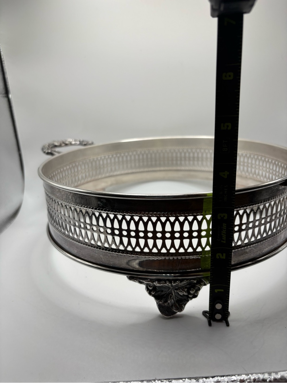 Vtg Pyrex 023 1 1/2 Qt Casserole Dish with Sheffield Silver Co Stand And Lid - Picture 14 of 16